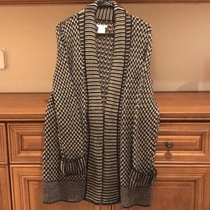 Black and beige patterned sweater